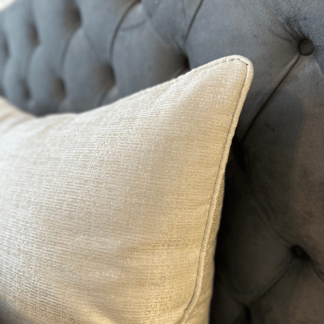 Maza Decor Modena Bedding Artisan Crafted Conjunto de cama de luxo cinza e branco